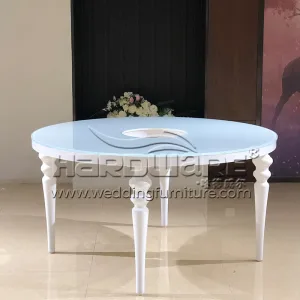 Glass top tables for weddings