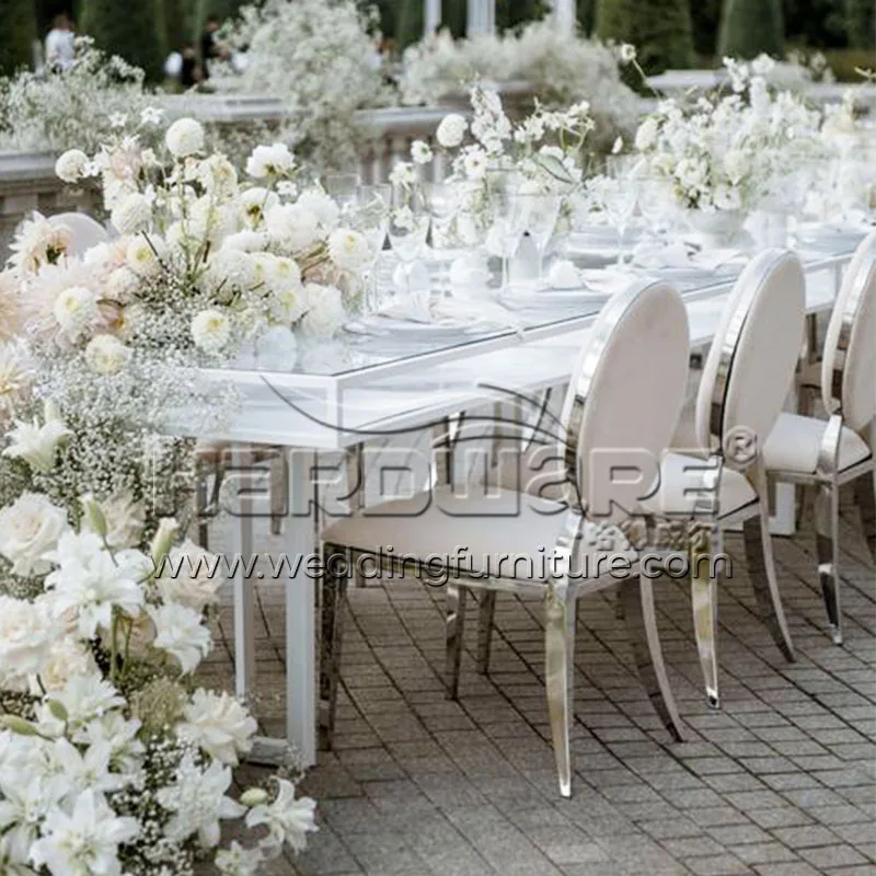 How to Match Your Wedding Color Palette to Your Venue