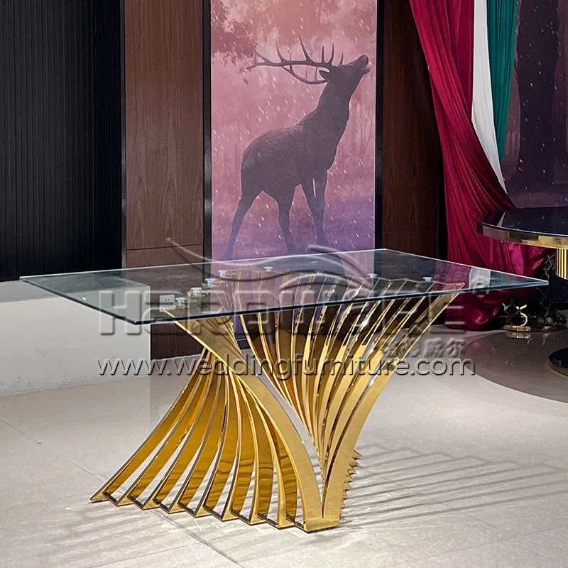 Wedding Furniture's Exquisite Tables